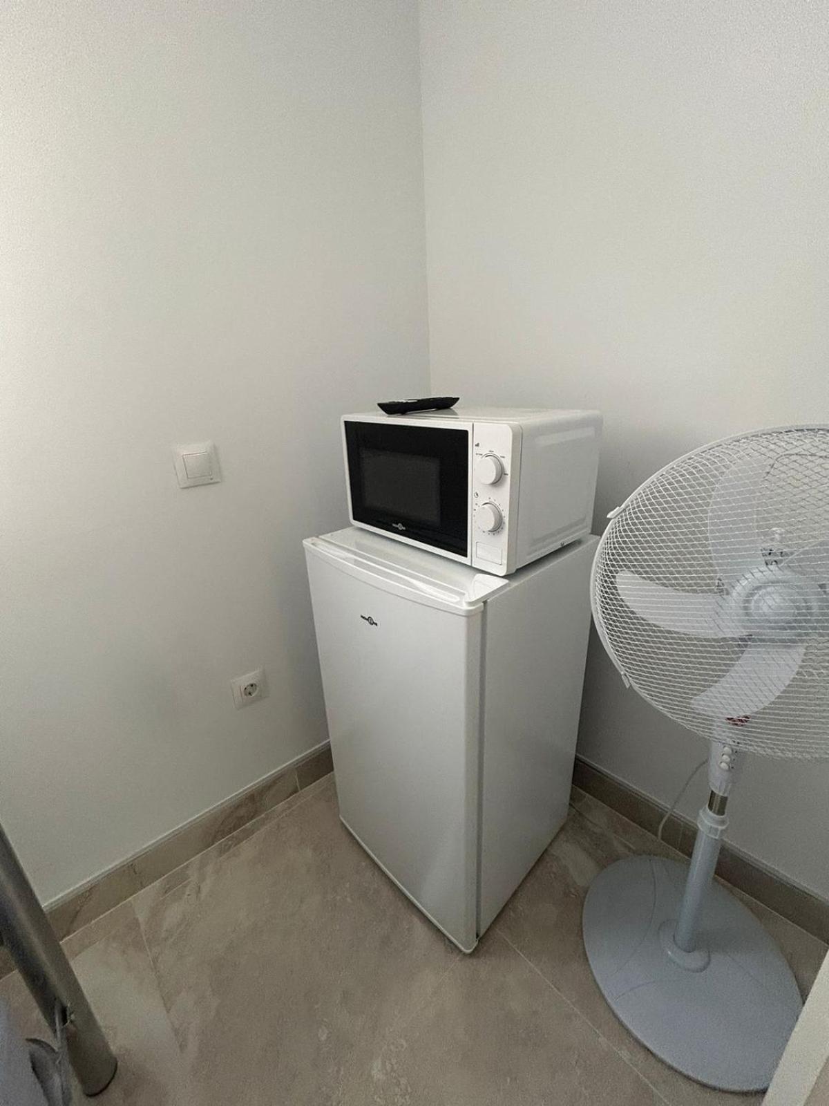 Habitacion Doble O Compartida Con Bano Privado En El Centro De Madrid Buitenkant foto